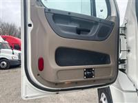 2018 Freightliner Cascadia 125