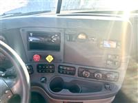 2018 Freightliner Cascadia 125