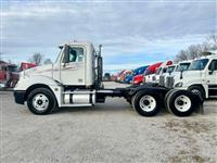 2006 Freightliner Columbia - 120