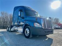 2016 Freightliner Cascadia 125