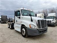 2017 Freightliner CA125-DC