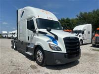 2021 Freightliner Cascadia 126