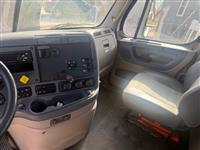 2018 Freightliner CA125-DC