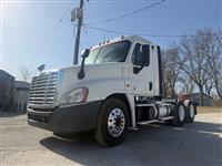2018 Freightliner CA125-DC