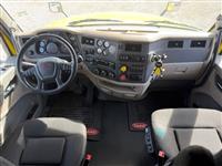2022 Peterbilt 579
