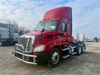 2015 Freightliner CA113DC