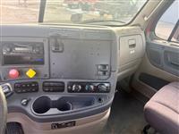 2015 Freightliner CA113DC