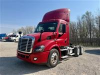 2016 Freightliner CA113DC