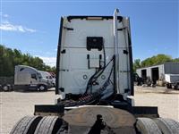 2020 Freightliner Cascadia 126