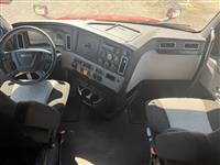 2021 Freightliner Cascadia 126