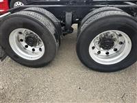 2019 Freightliner CA12564SLP - CA