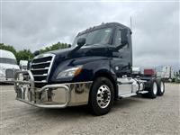 2020 Freightliner Cascadia 126