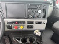 2020 Freightliner Cascadia 126