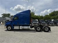 2021 Freightliner Cascadia 126