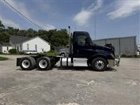 2020 Freightliner Cascadia 126