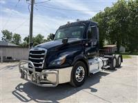 2021 Freightliner Cascadia 126