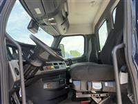 2021 Freightliner Cascadia 126