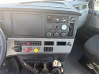 2020 Freightliner Cascadia 126