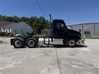 2020 Freightliner Cascadia 126