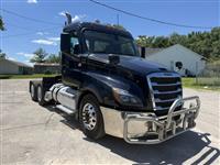 2020 Freightliner Cascadia 126
