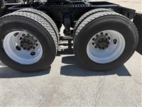 2020 Freightliner Cascadia 126