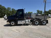 2018 Freightliner CA125-DC