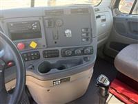 2018 Freightliner CA125-DC