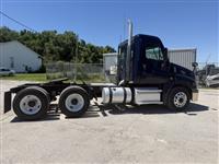 2018 Freightliner CA125-DC