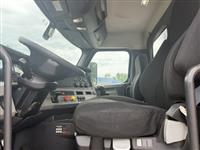 2020 Freightliner Cascadia 126