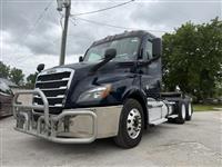 2021 Freightliner Cascadia 126