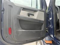 2021 Freightliner Cascadia 126