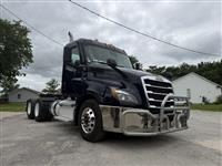 2021 Freightliner Cascadia 126