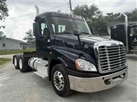 2018 Freightliner Cascadia 125