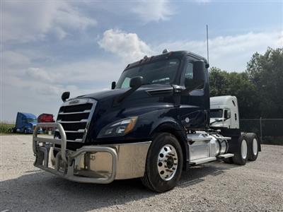 2020 Freightliner Cascadia 126