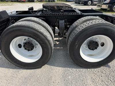 2020 Freightliner Cascadia 126