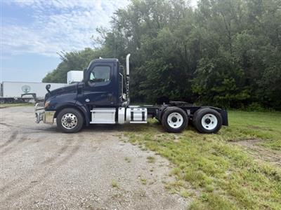 2020 Freightliner Cascadia 126