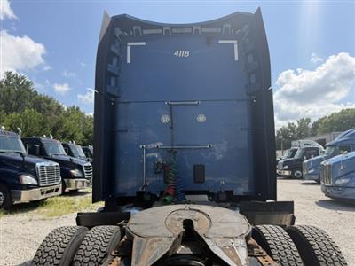 2022 Peterbilt 579