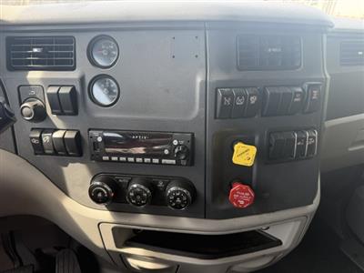 2022 Peterbilt 579