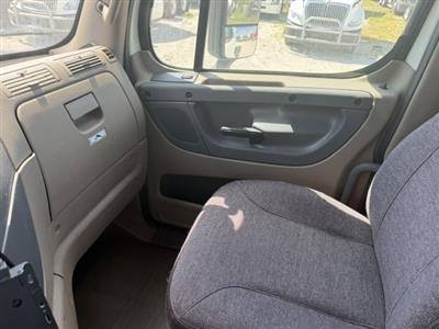 2020 Freightliner CA113DC