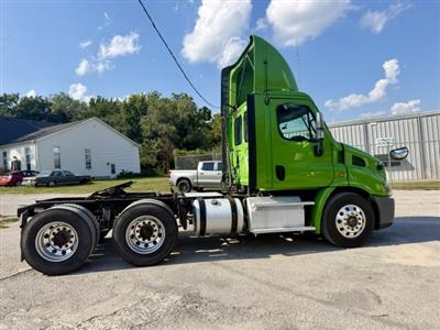 2018 Freightliner CA113DC
