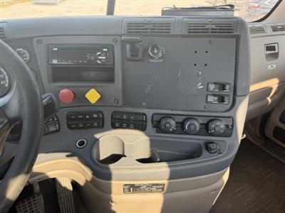 2018 Freightliner CA113DC