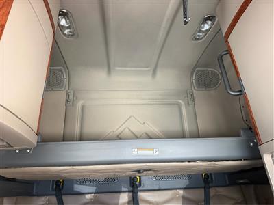 2017 Freightliner CA12564SLP - CA