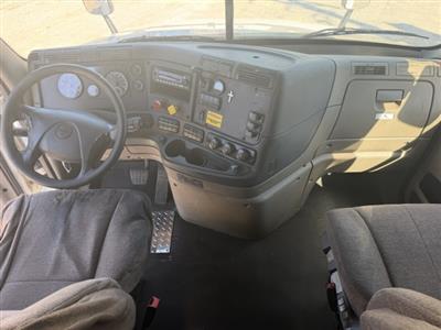 2017 Freightliner Cascadia 125