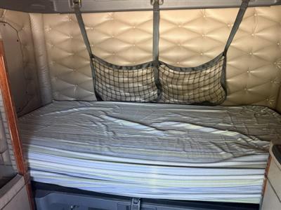 2017 Freightliner Cascadia 125
