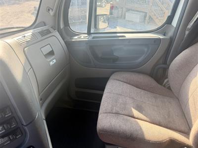 2017 Freightliner Cascadia 125