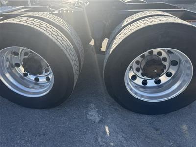 2017 Freightliner Cascadia 125