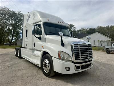 2015 Freightliner Cascadia 125