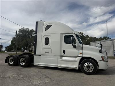 2015 Freightliner Cascadia 125