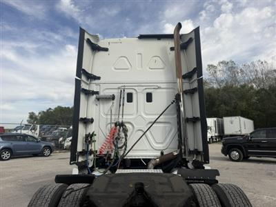 2015 Freightliner Cascadia 125