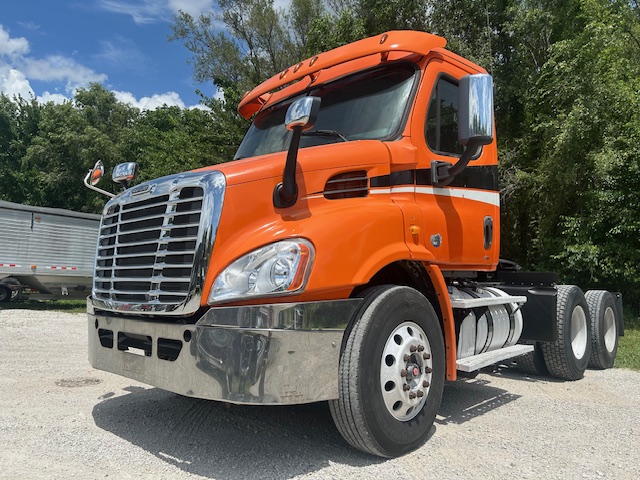 2013 Freightliner CA113